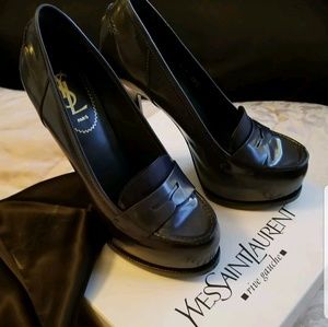 Yves Saint Laurent Tribtoo Moccasin/ Penny loafers